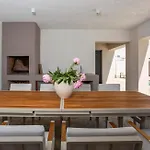 Casa Il Giardino Segreto By Guide Villa
