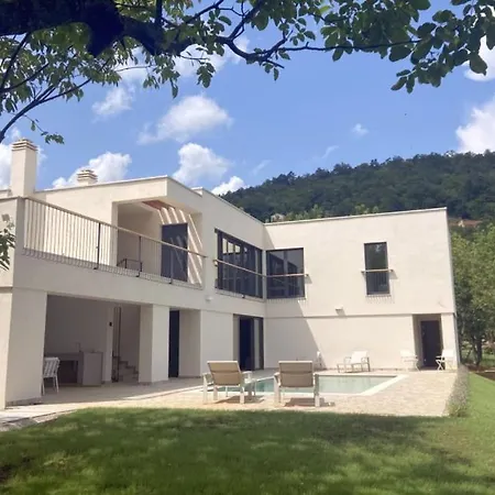 Villa Casa Il Giardino Segreto By Guide *