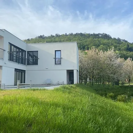 Villa Casa Il Giardino Segreto By Guide *